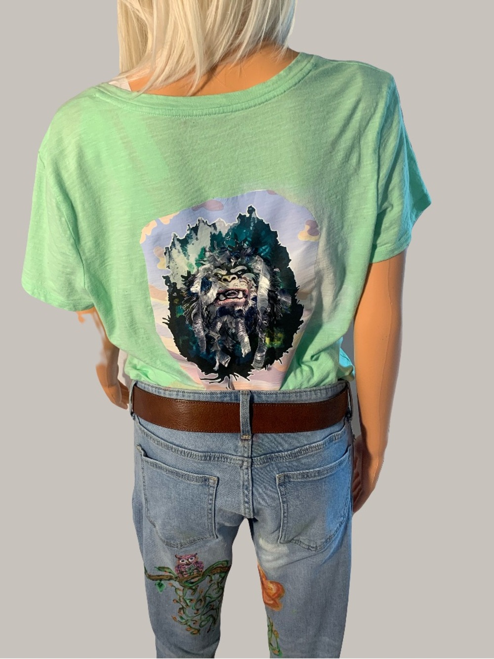 Mint Green Short Sleeve Graphic Tee - Women